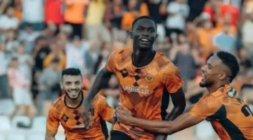 تصعيد رسمي.. نهضة بركان يرفع قضية كامارا إلى الفيفا